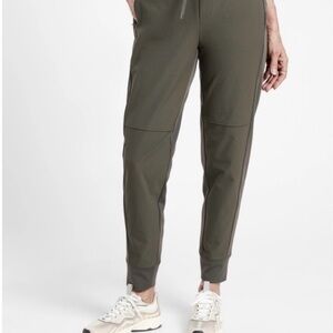 Athleta Headlands Hybrid Trek Jogger